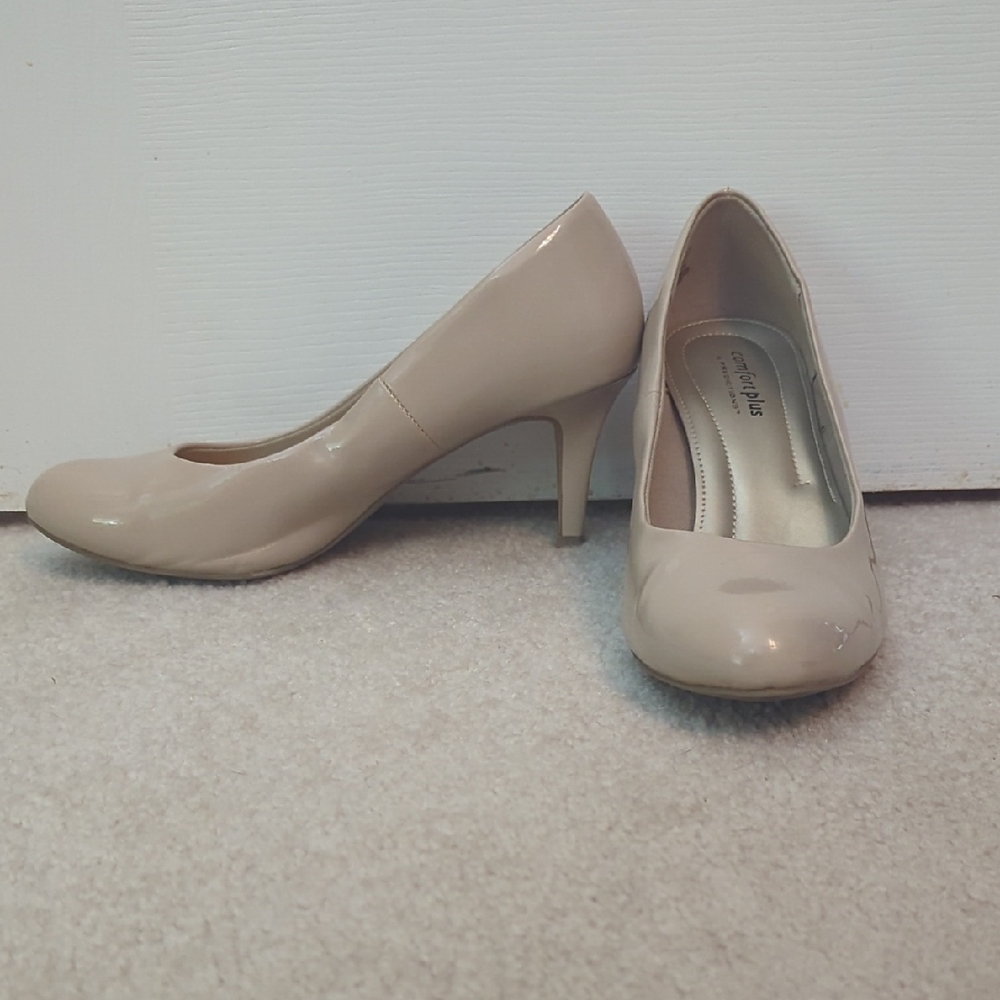 Nude Kitten Heels